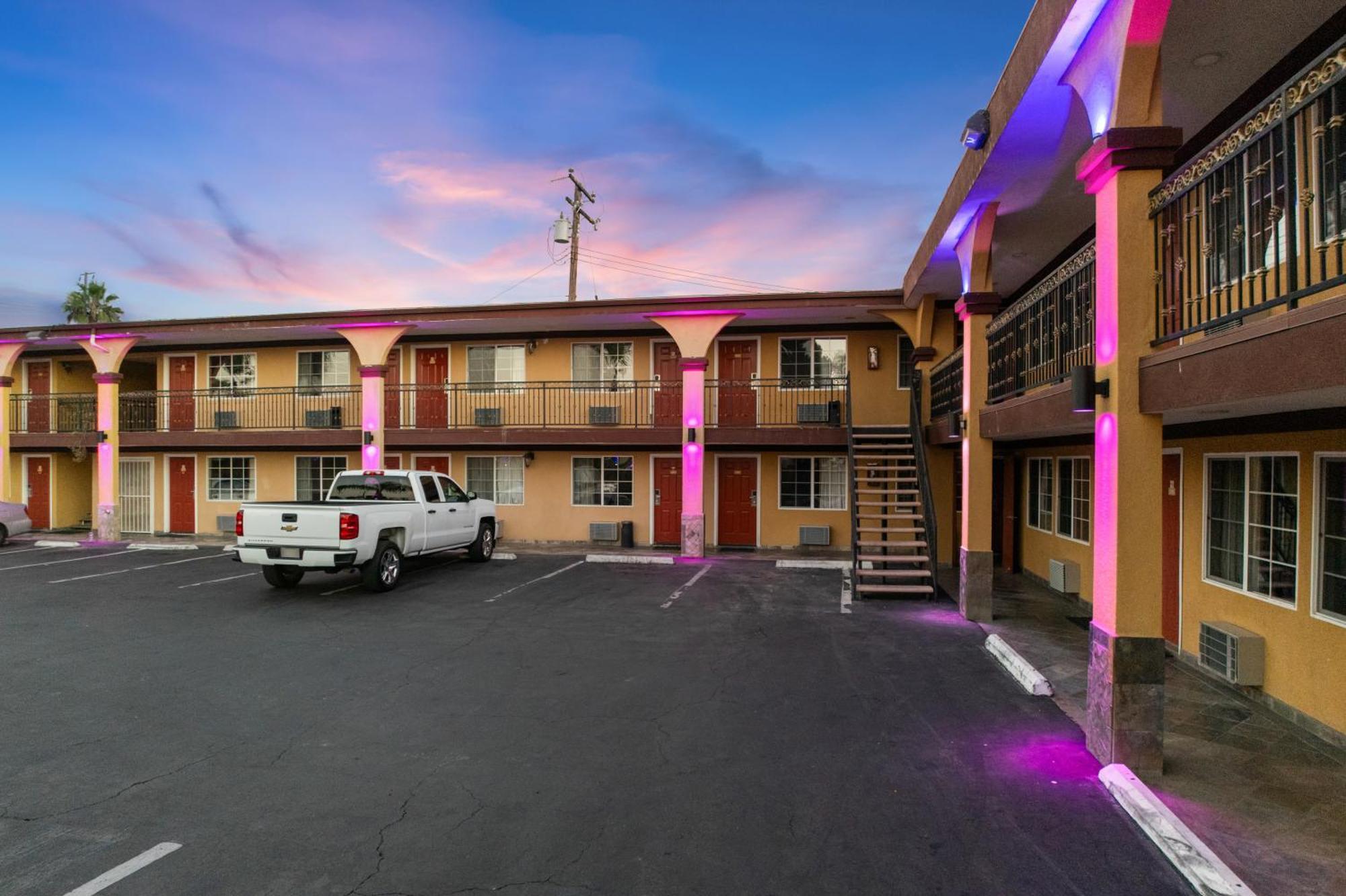 Sky Palm Motel - Orange Ngoại thất bức ảnh