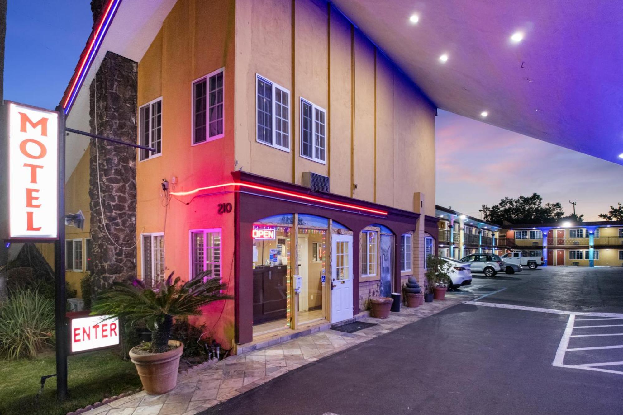 Sky Palm Motel - Orange Ngoại thất bức ảnh